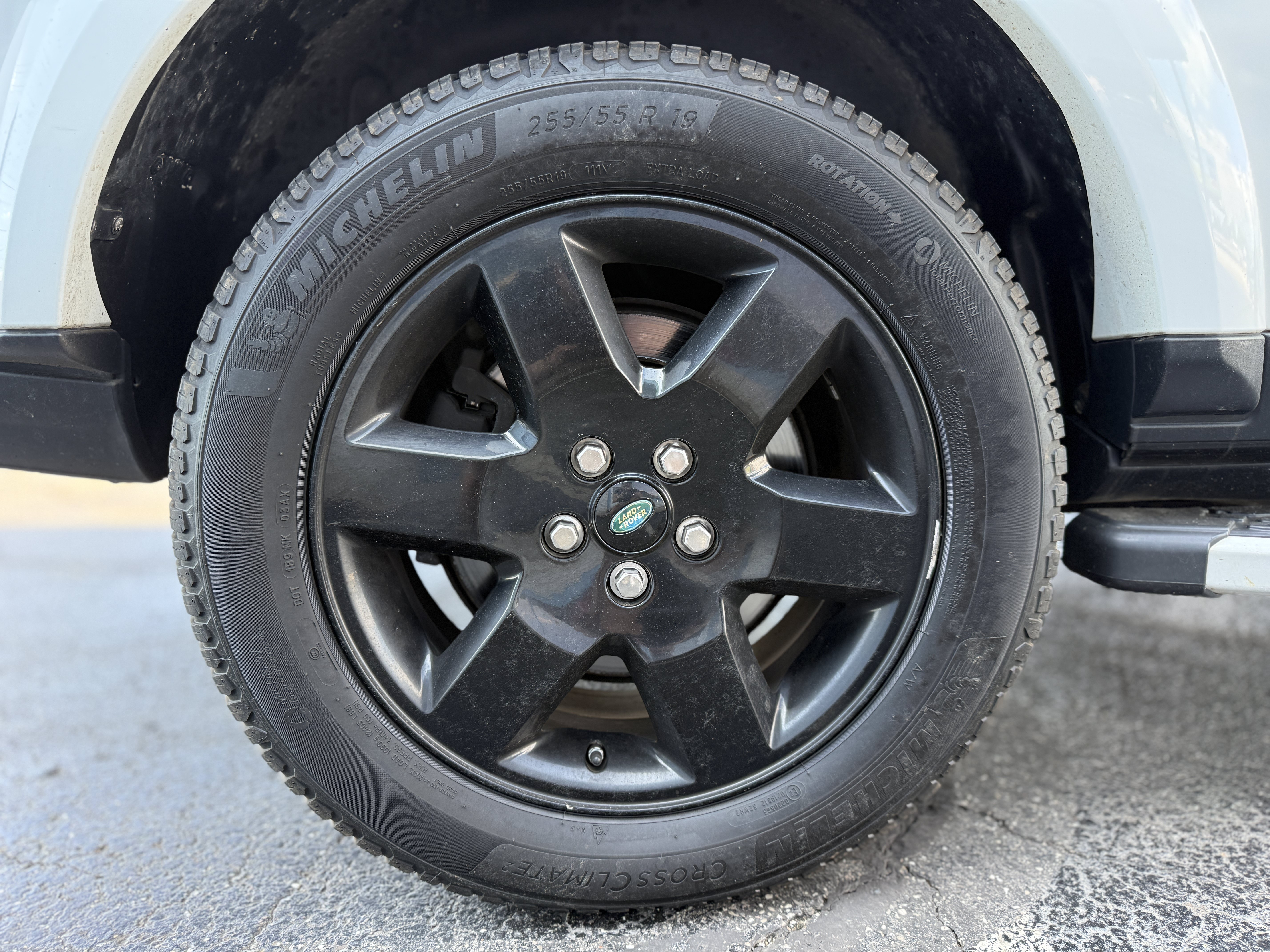 Used 2013 Land Rover LR4 HSE AWD/4WD image 38