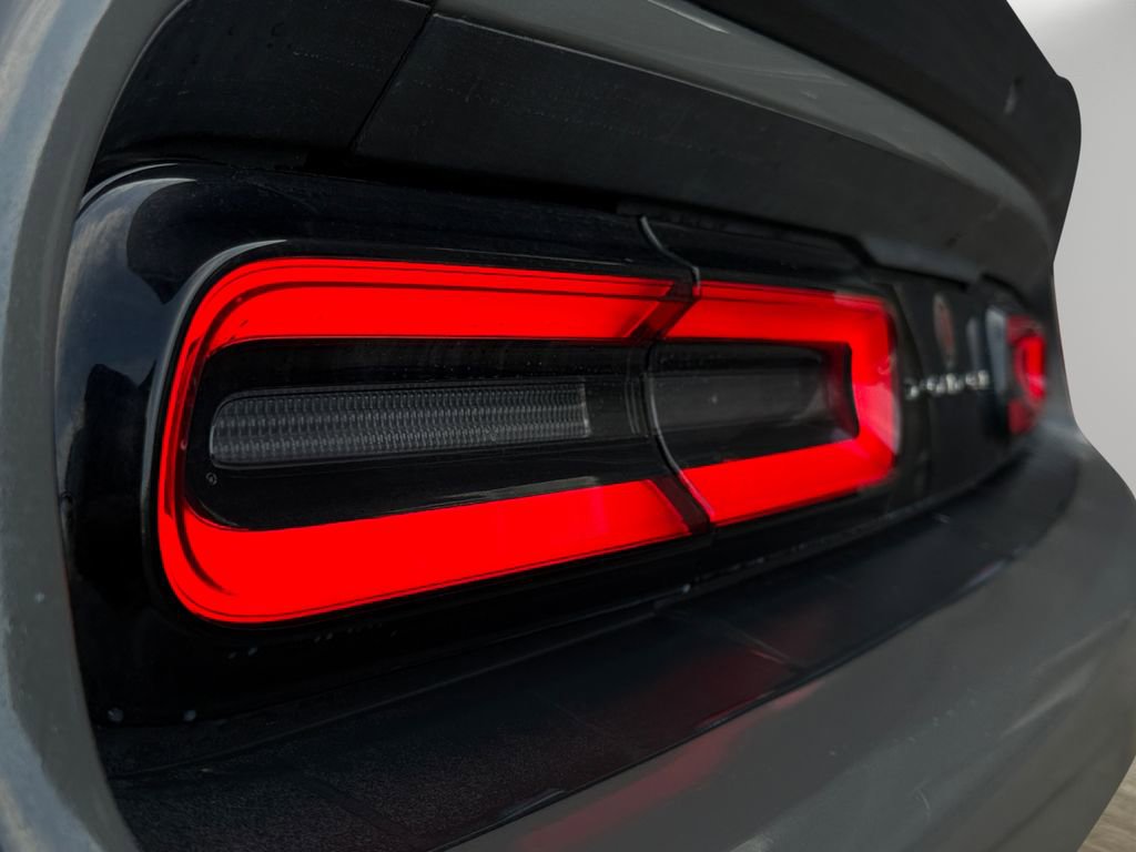 Used 2018 Dodge Challenger R/T w/ Blacktop Package RWD image 20