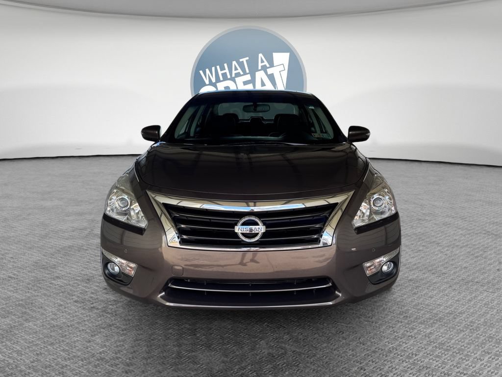 Used 2015 Nissan Altima 3.5 SL FWD image 9