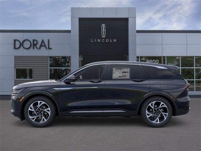 New 2026 Lincoln Nautilus Premier image 3