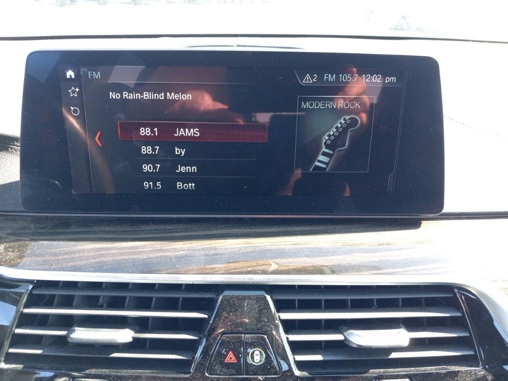 Used 2018 BMW 540i xDrive image 33