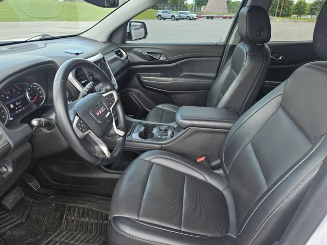 Used 2023 GMC Acadia SLT AWD/4WD image 9
