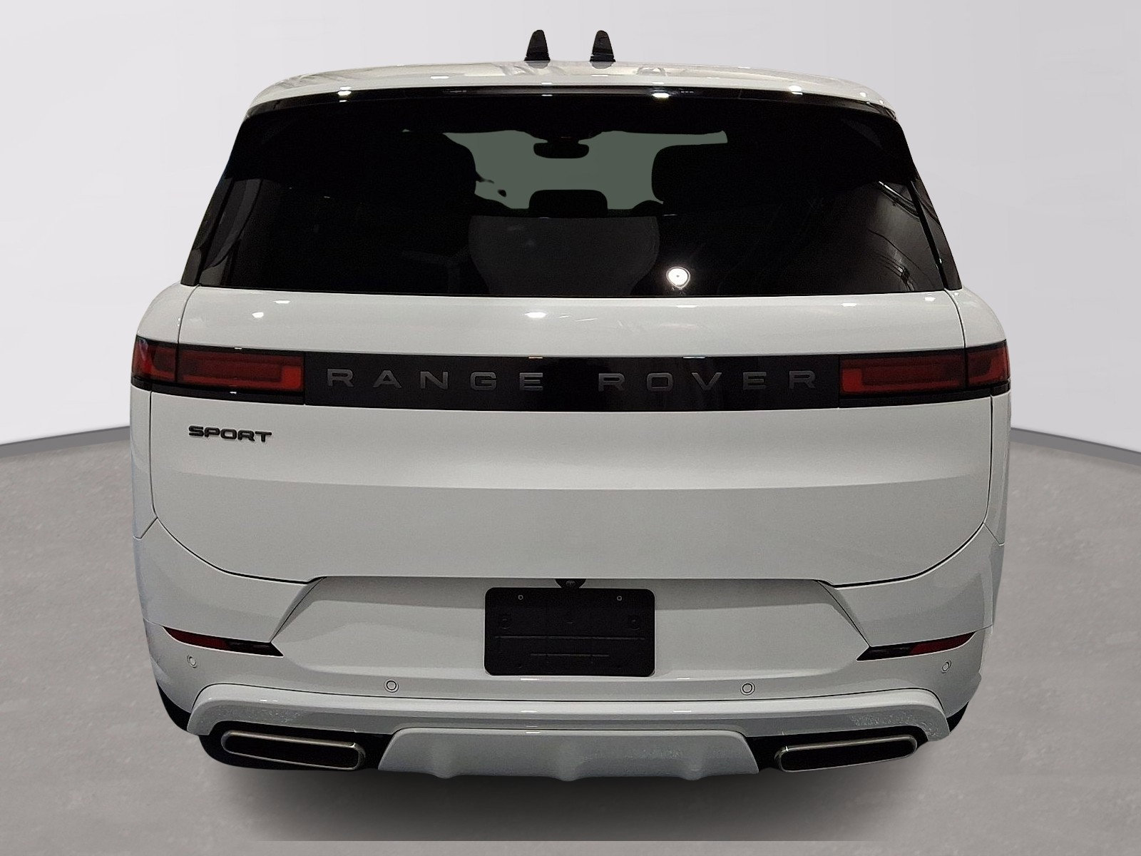 Certified 2025 Land Rover Range Rover Sport Dynamic SE image 3