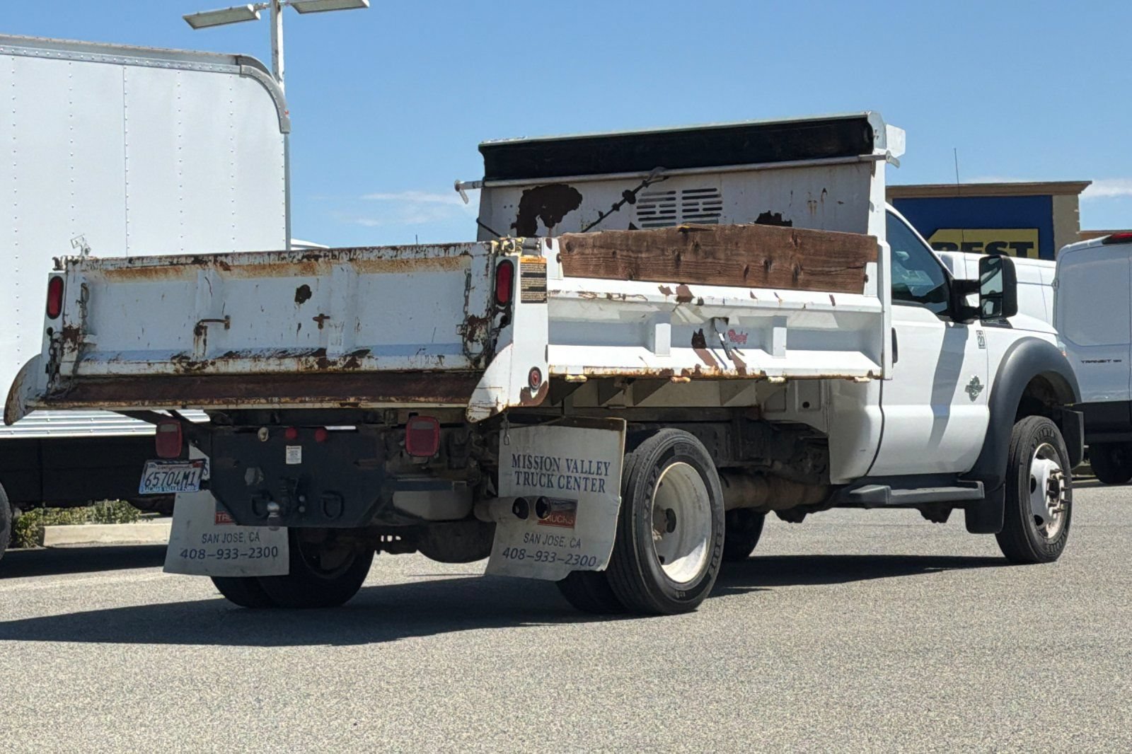 Used 2013 Ford F550 2WD Regular Cab Super Duty w/ Payload Upgrade Pkg image 5