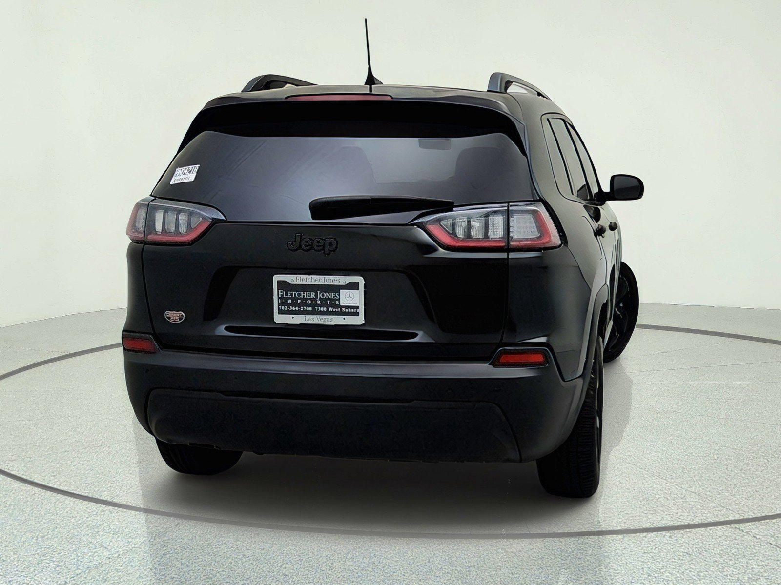 Used 2021 Jeep Cherokee Latitude Plus FWD image 10
