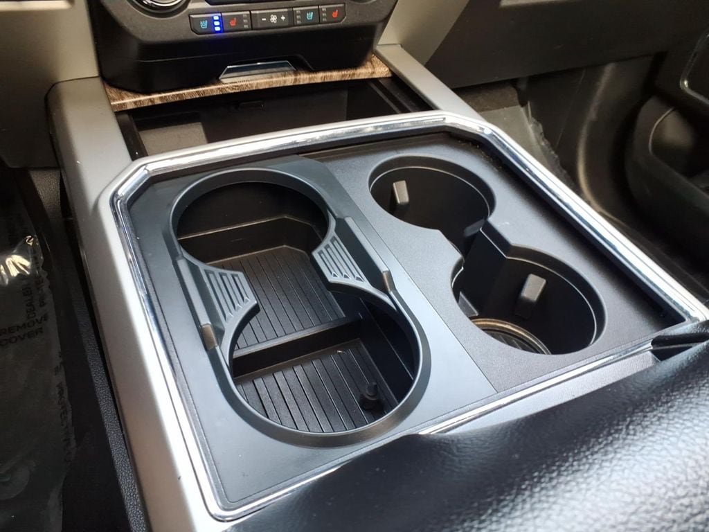 Used 2019 Ford F250 Lariat w/ Lariat Ultimate Package AWD/4WD image 26