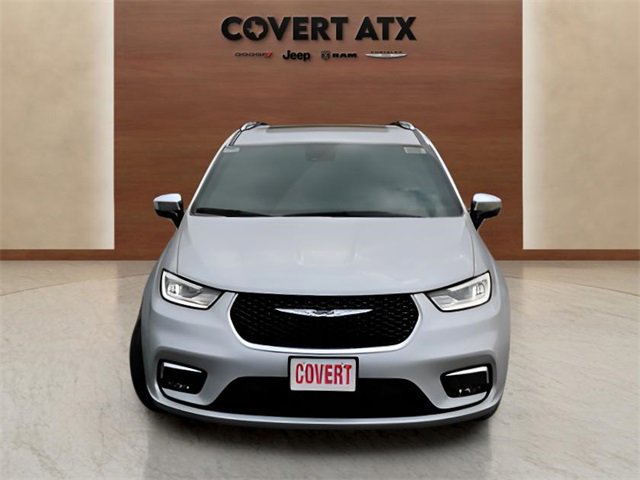 New 2026 Chrysler Pacifica Pinnacle image 8