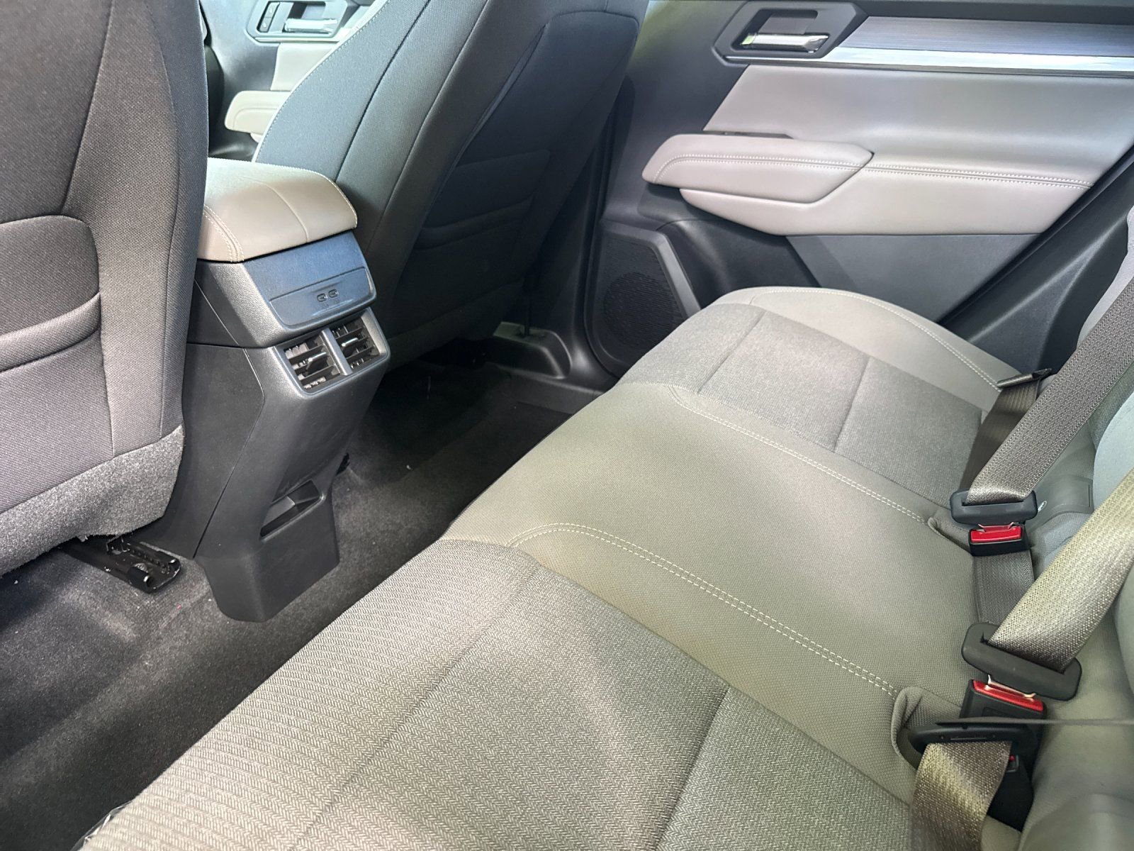 New 2026 GMC Terrain Elevation image 12