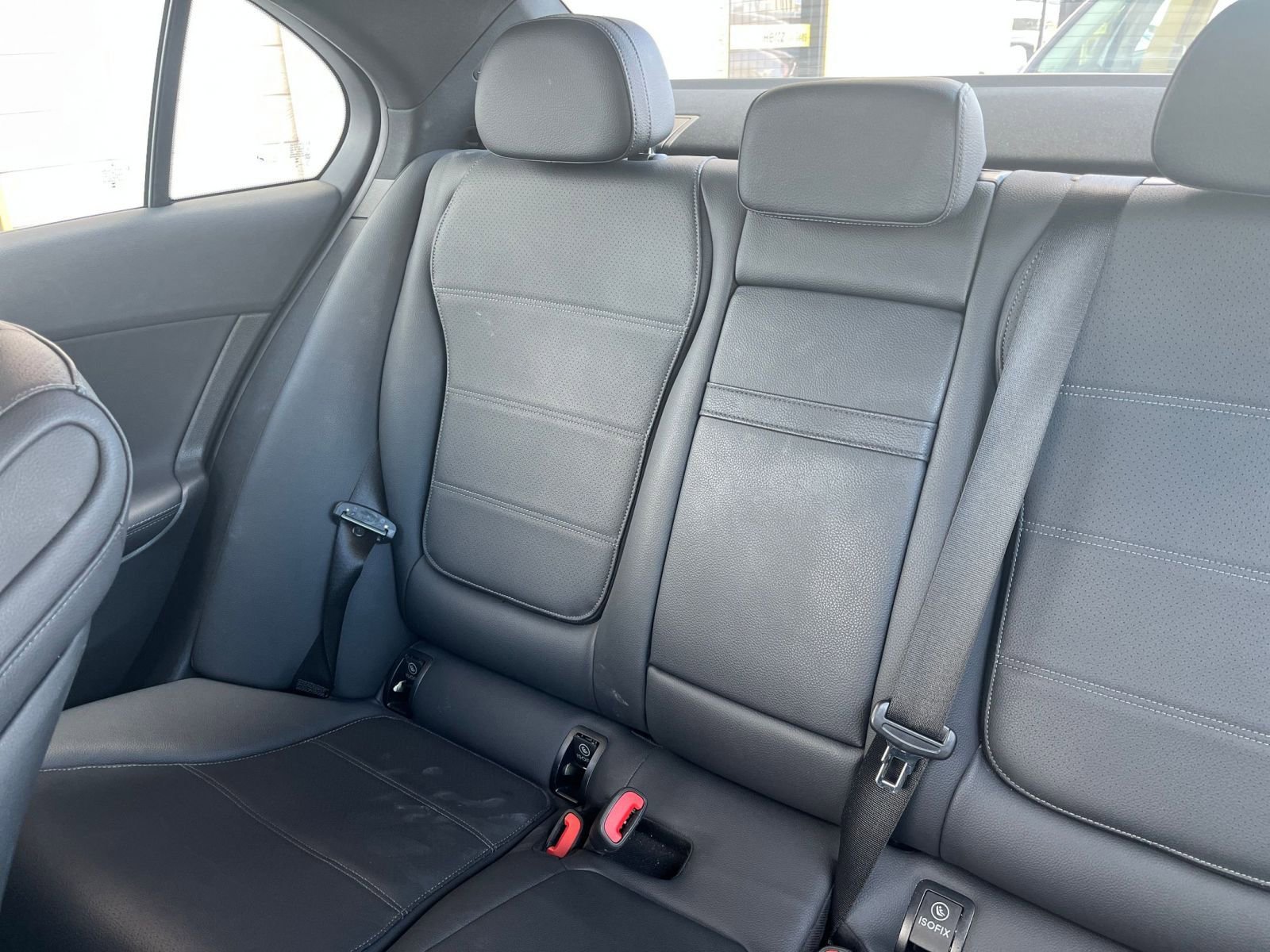 Used 2024 Mercedes-Benz C 300 4MATIC Sedan image 39