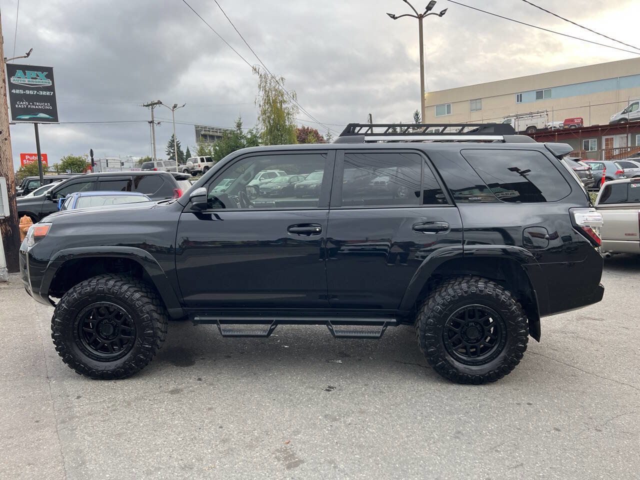 Used 2021 Toyota 4Runner SR5 image 3
