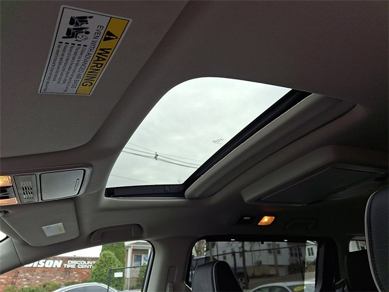 Certified 2026 Honda Odyssey Elite image 17