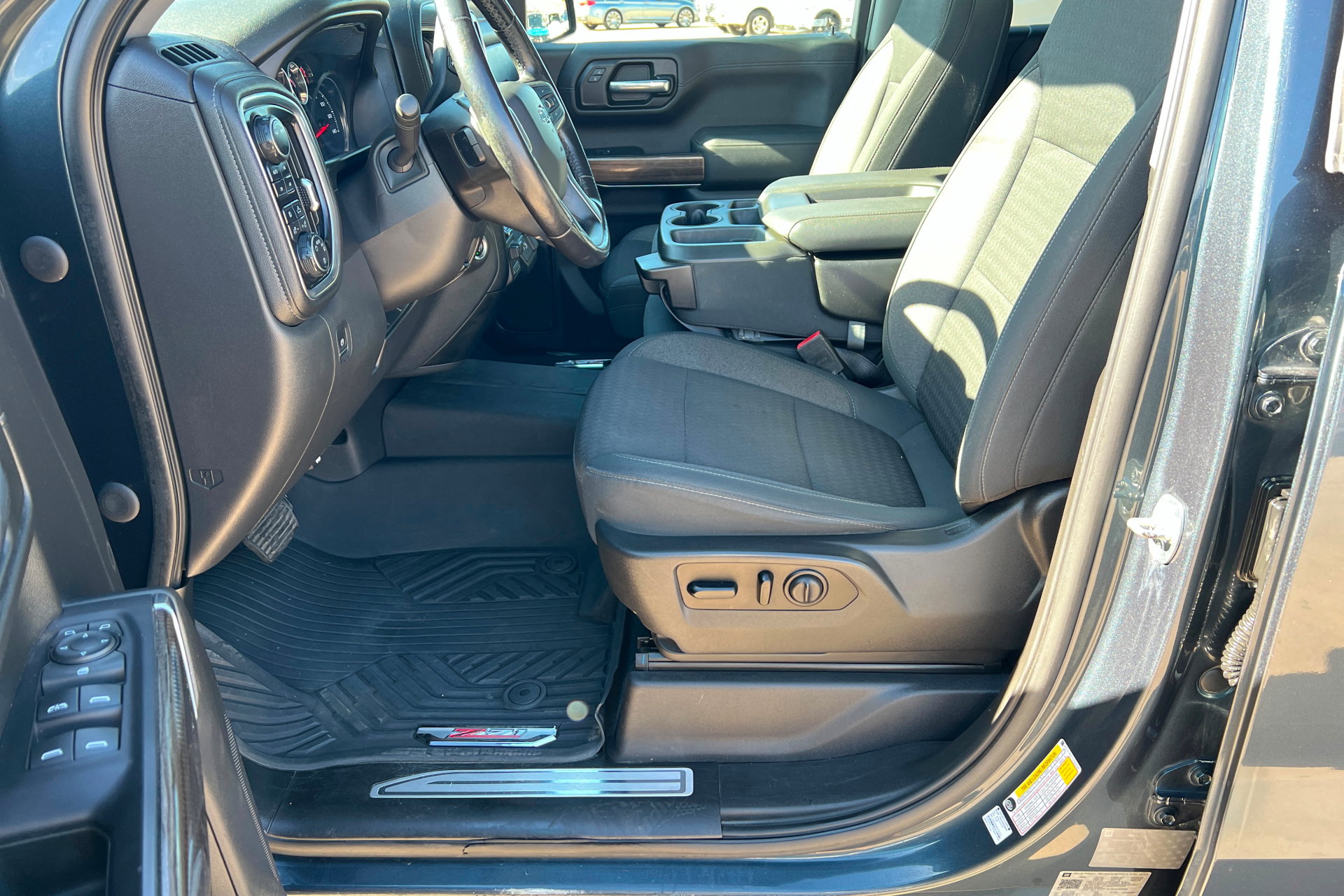 Used 2020 Chevrolet Silverado 1500 RST w/ All-Star Edition AWD/4WD image 17