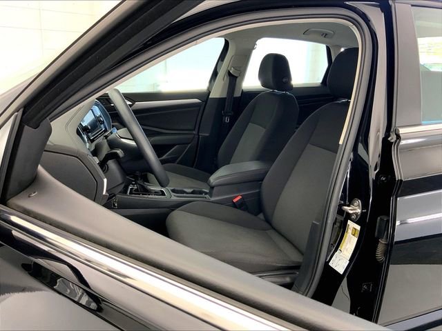 Used 2019 Volkswagen Jetta S w/ Driver Assistance Package image 5
