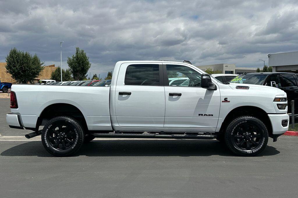 New 2026 RAM 2500 Big Horn AWD/4WD image 3