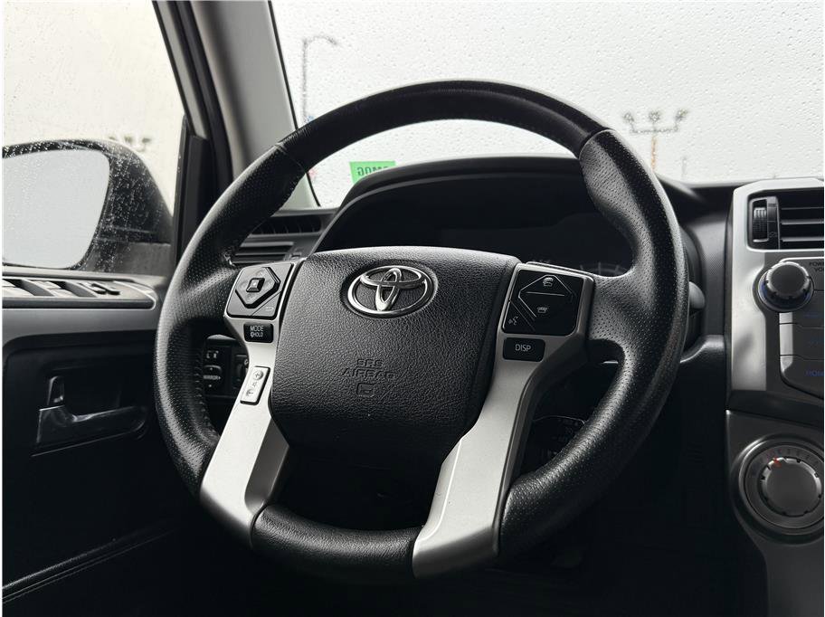 Used 2015 Toyota 4Runner SR5 RWD image 8