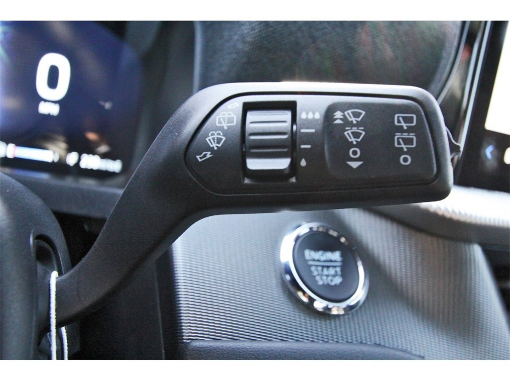 Used 2025 Ford Explorer ST-Line image 18