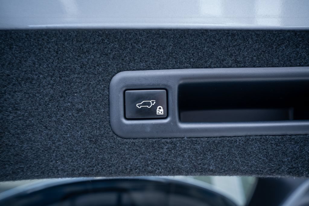 Used 2019 Lexus RX 350L FWD w/ Premium Package image 55