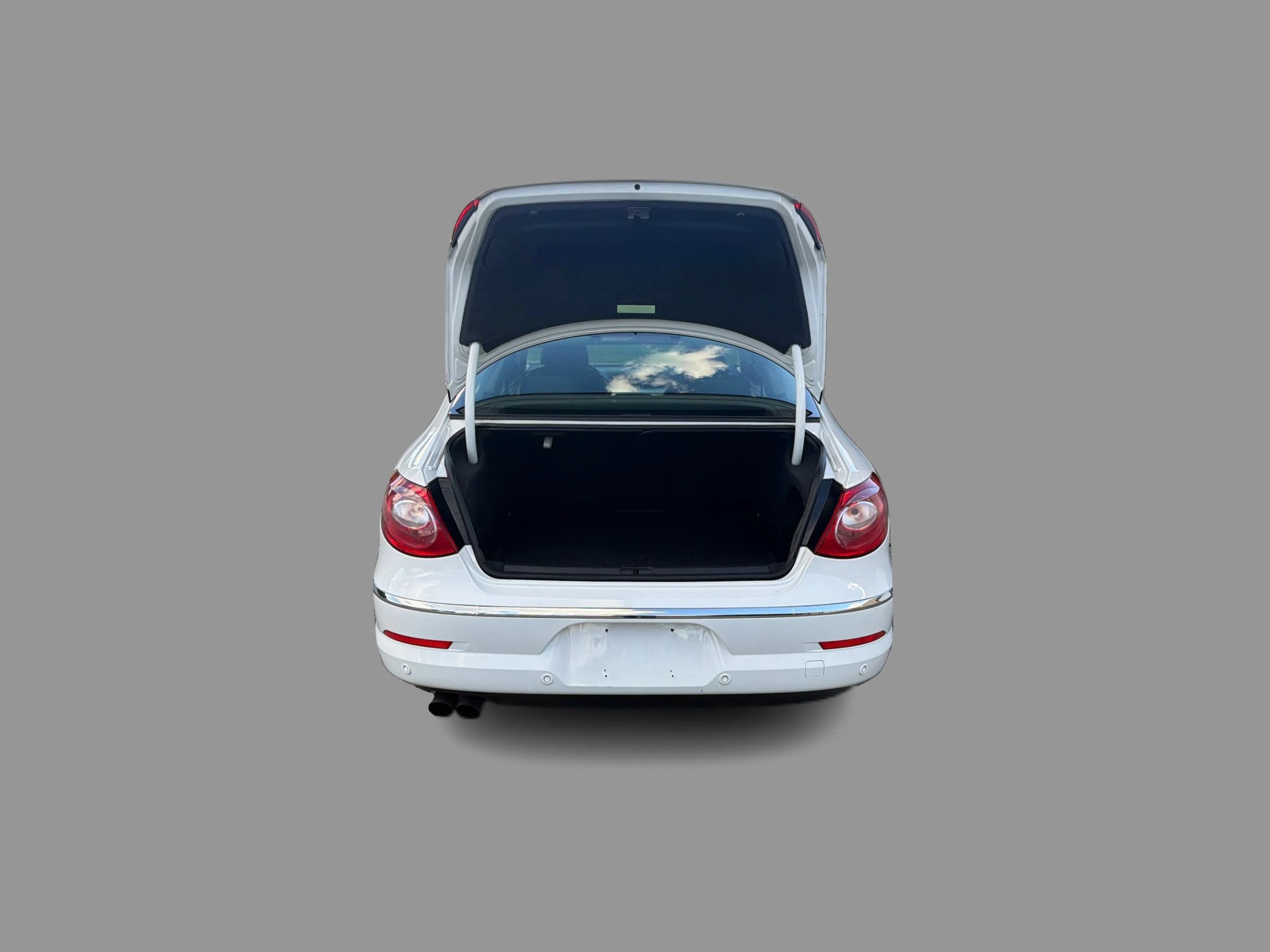 Used 2010 Volkswagen CC Luxury FWD image 15