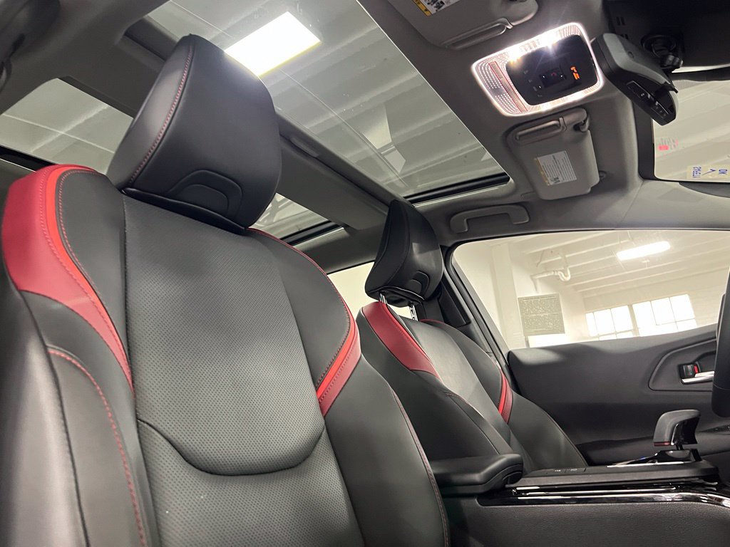 Used 2024 Toyota Prius Prime Premium w/ Advanced Technology Package FWD image 24