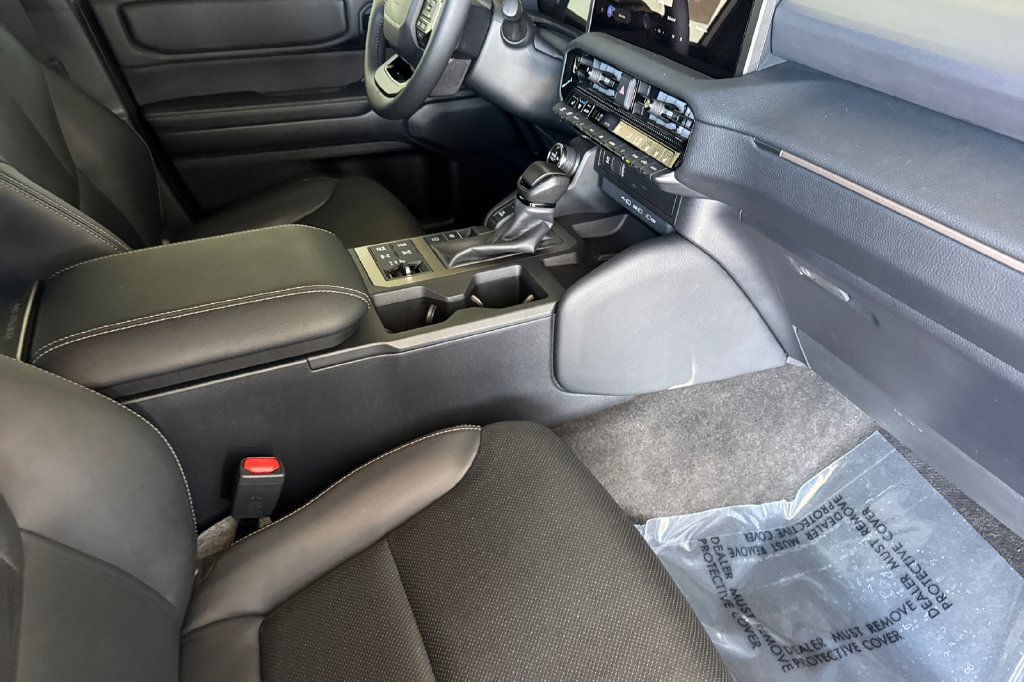 Used 2025 Toyota Land Cruiser AWD/4WD image 18