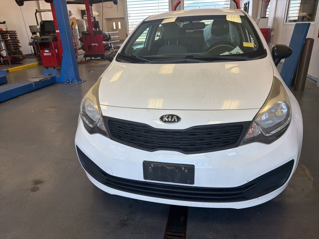 Used 2014 Kia Rio LX w/ Power Package FWD image 4
