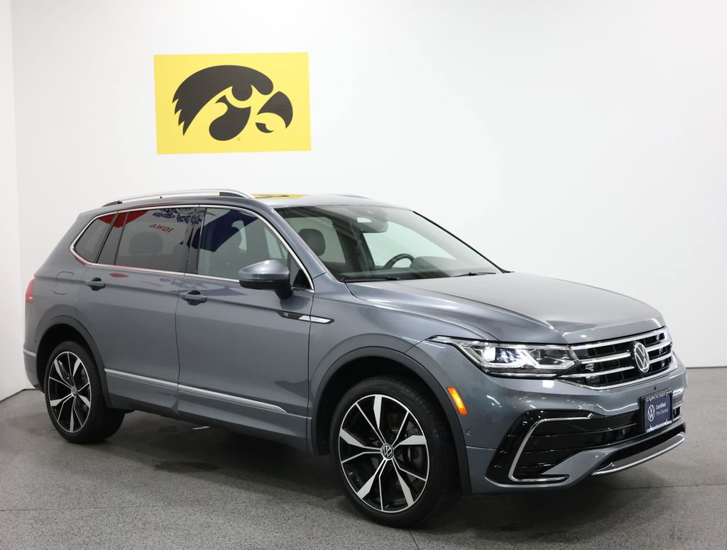 Used 2024 Volkswagen Tiguan SEL R-Line AWD/4WD image 6