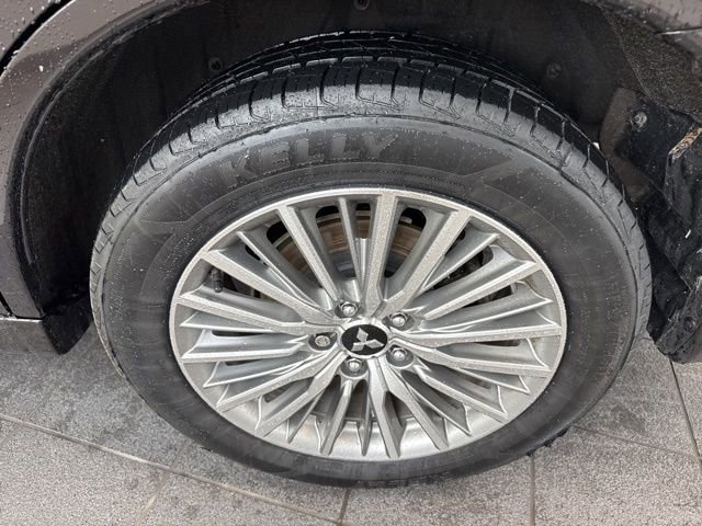 Used 2021 Mitsubishi Outlander SEL image 6