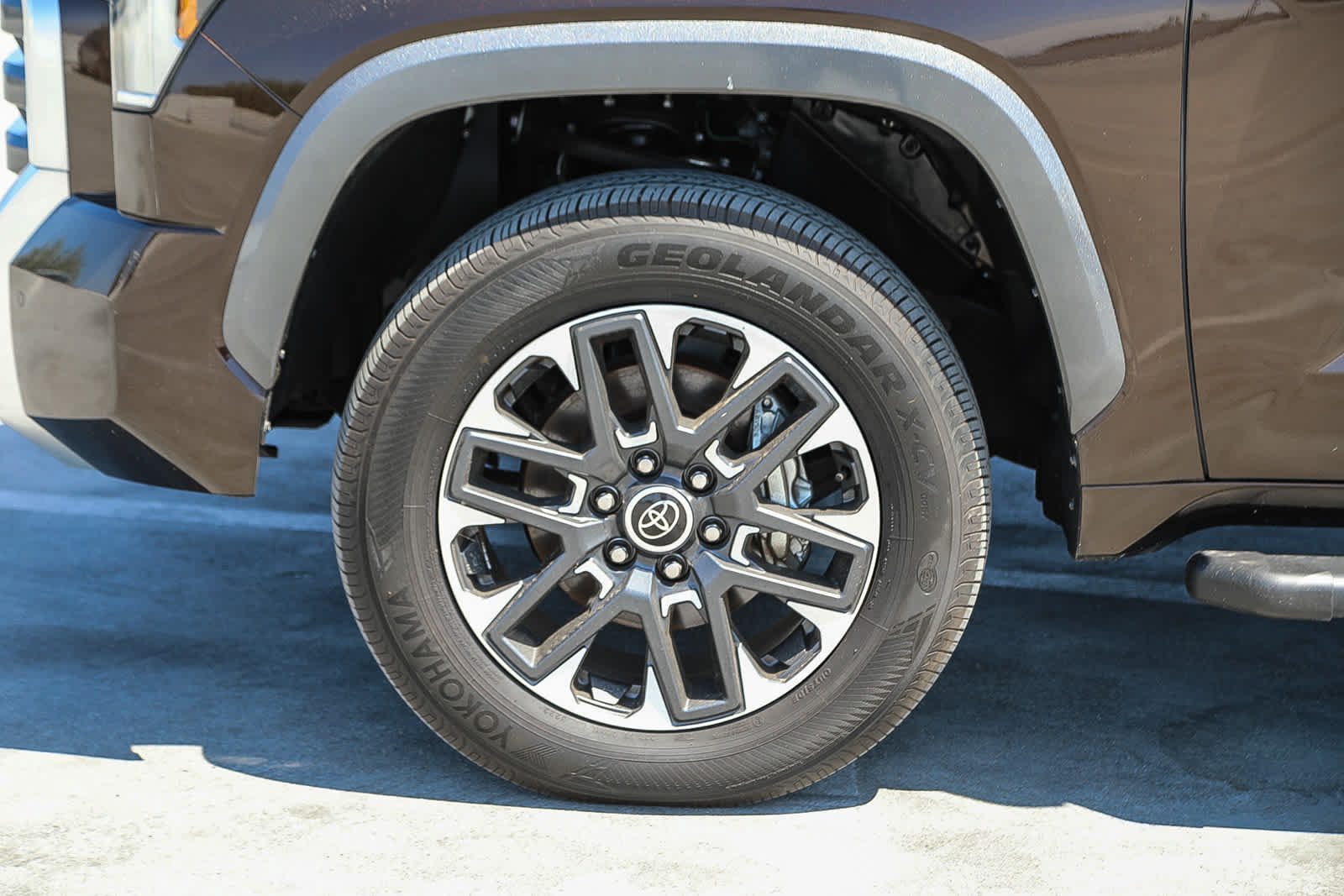 Used 2024 Toyota Tundra Limited AWD/4WD image 10