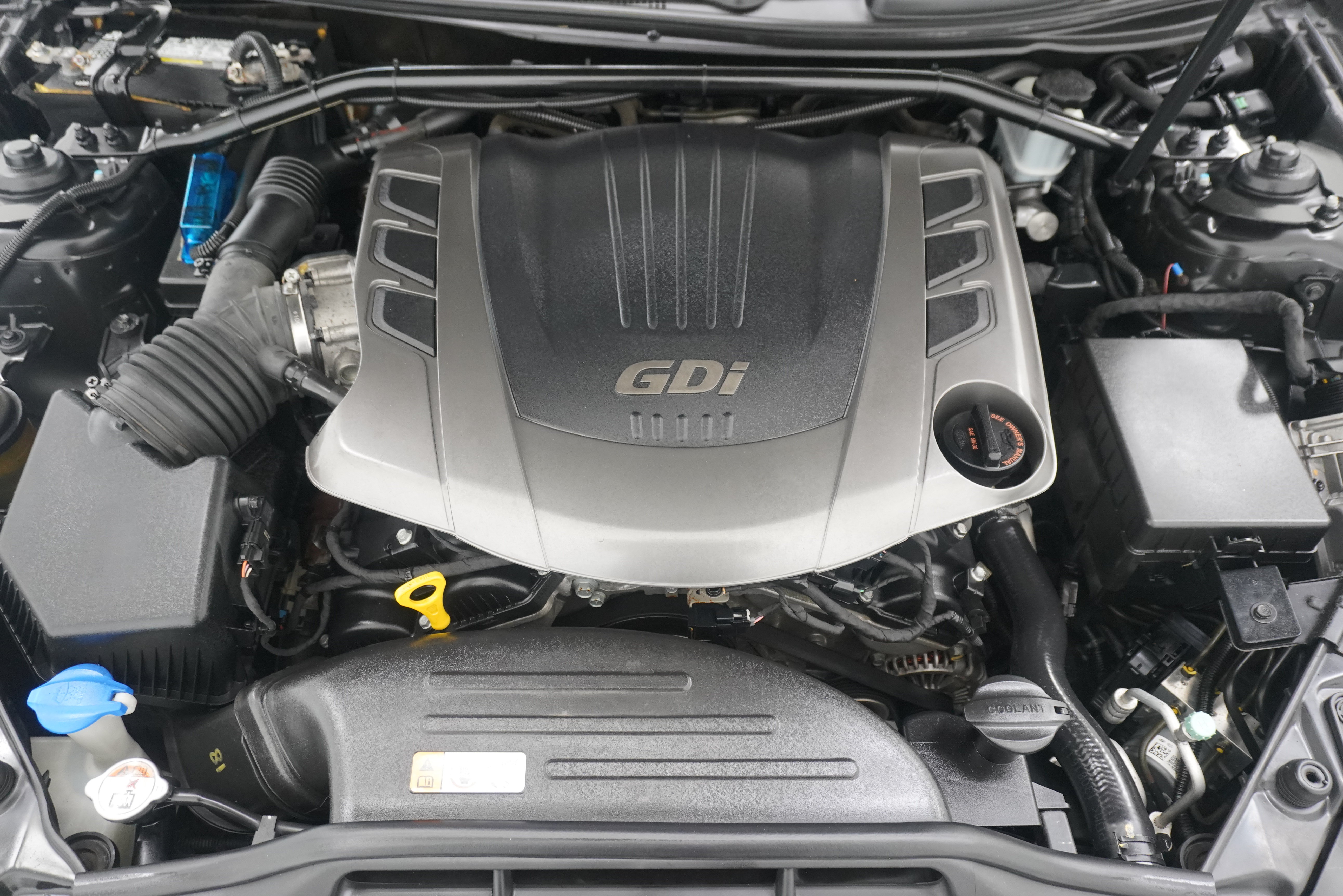 Used 2013 Hyundai Genesis 3.8 RWD image 23