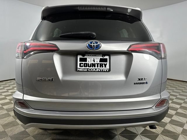 Used 2017 Toyota RAV4 XLE AWD/4WD image 11