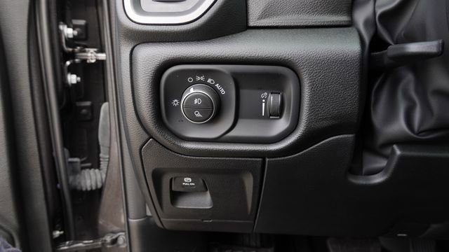 New 2026 RAM 1500 Classic Warlock image 19