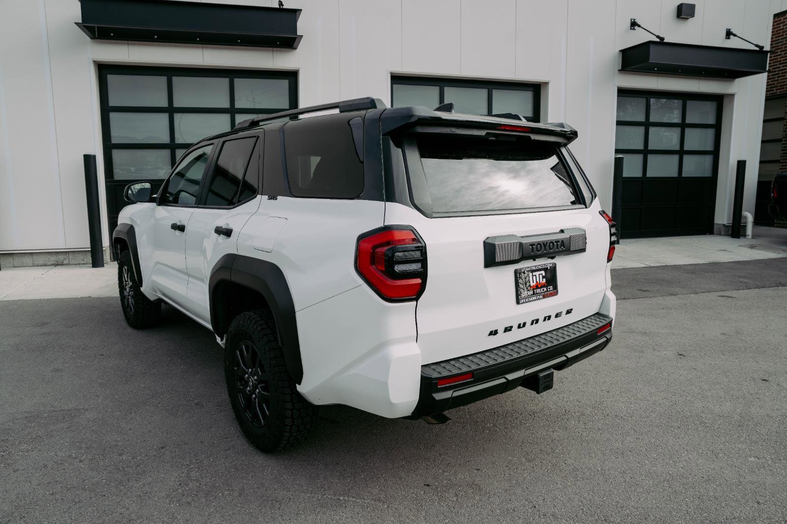 Used 2025 Toyota 4Runner SR5 image 7