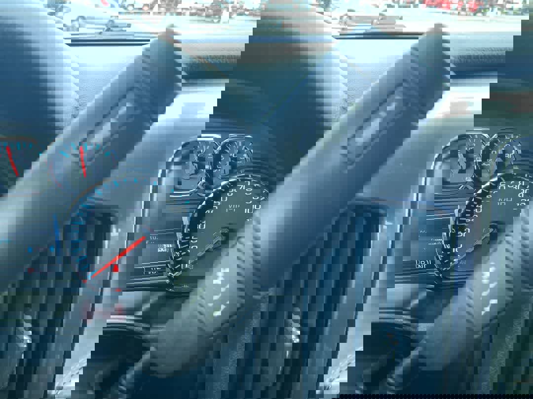 Used 2018 Chevrolet Silverado 1500 LT w/ LT Eassist Package image 19