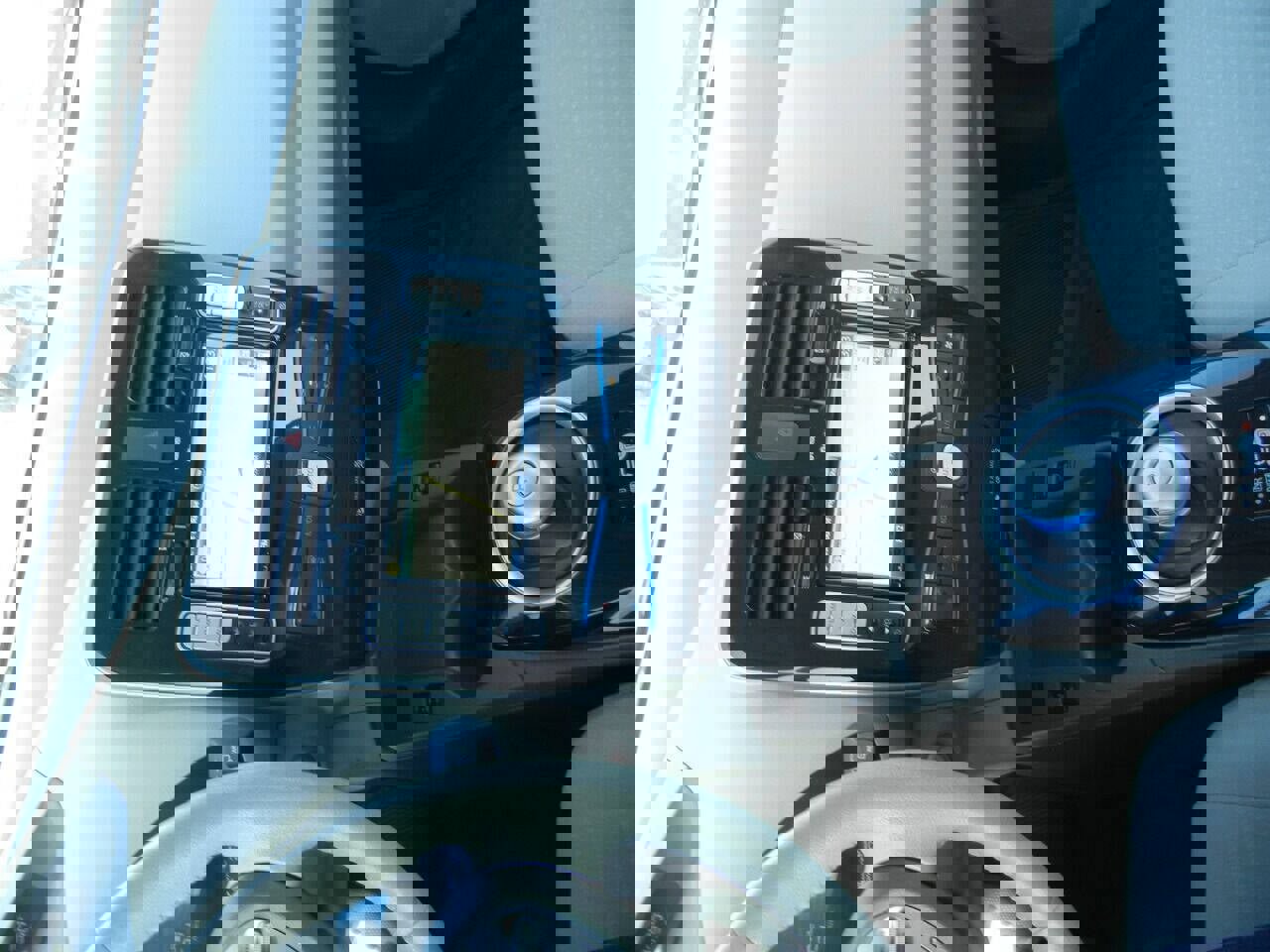 Used 2012 Nissan Leaf SL w/ Protection Pkg image 57