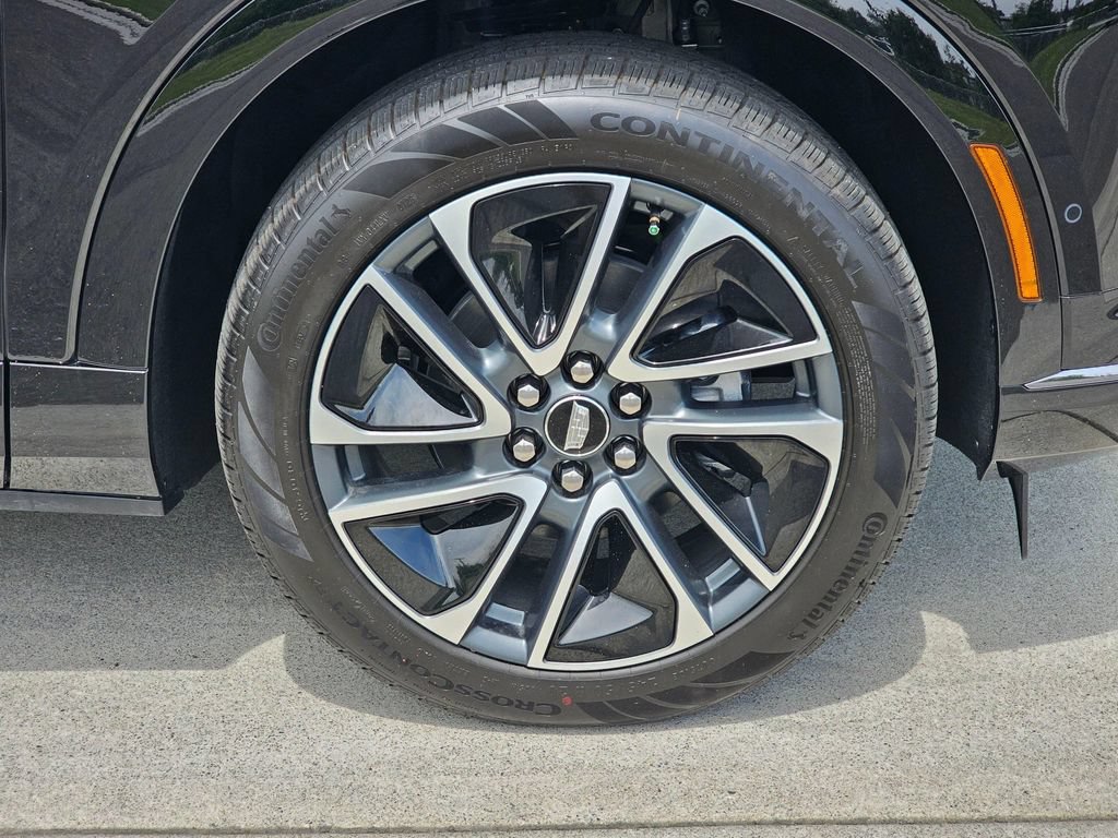 New 2026 Cadillac Optiq Sport 1 AWD/4WD image 9