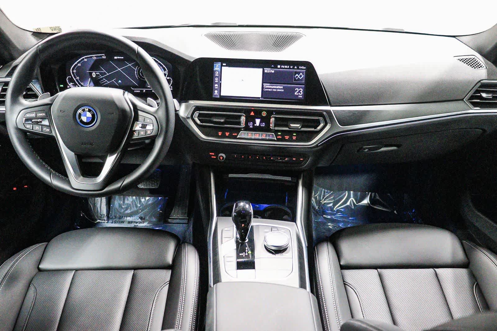 Used 2022 BMW 330e RWD image 13