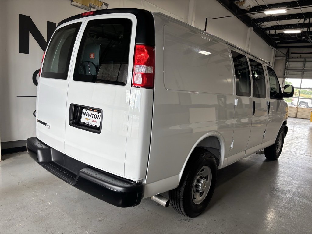 New 2025 Chevrolet Express 2500 w/ Driver Convenience Package image 30