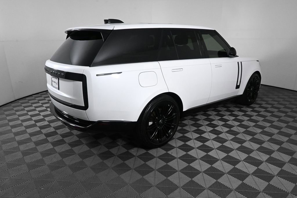 Used 2024 Land Rover Range Rover SE AWD/4WD image 24