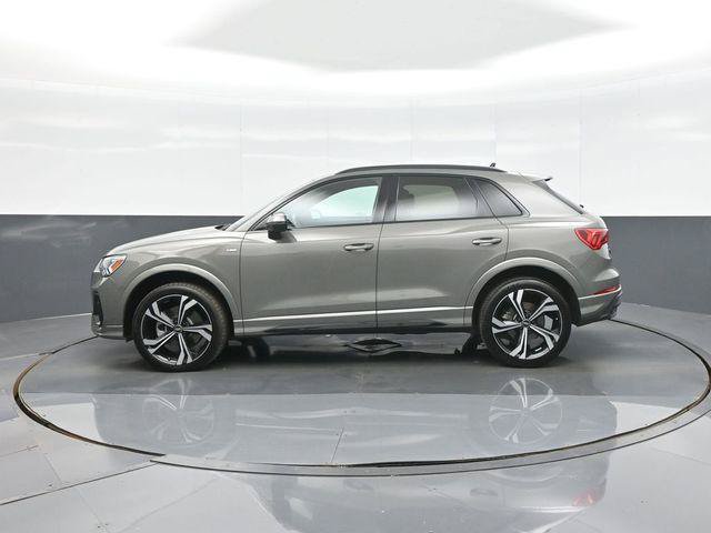 Used 2023 Audi Q3 2.0T Premium Plus w/ Premium Plus Package AWD/4WD image 4