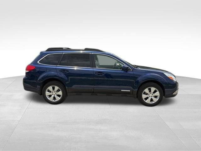 Used 2010 Subaru Outback 2.5i Limited AWD/4WD image 4