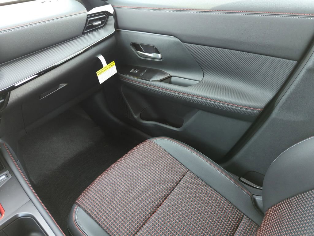 New 2026 Nissan Kicks SR image 18