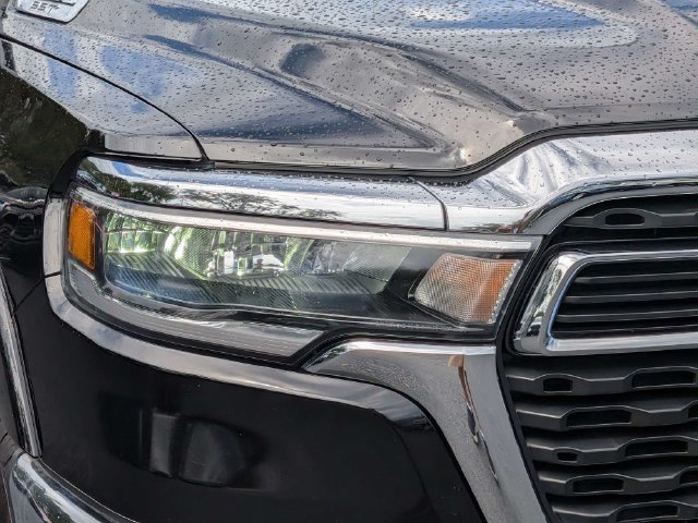 Used 2025 RAM 1500 Big Horn AWD/4WD image 9