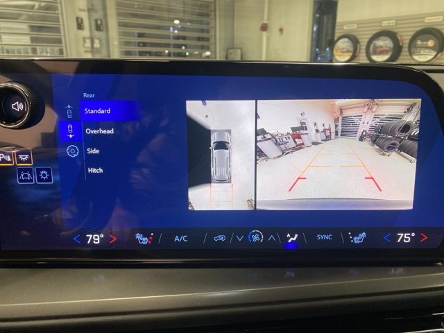 New 2026 Chevrolet Traverse LT w/ Driver Confidence Package image 20