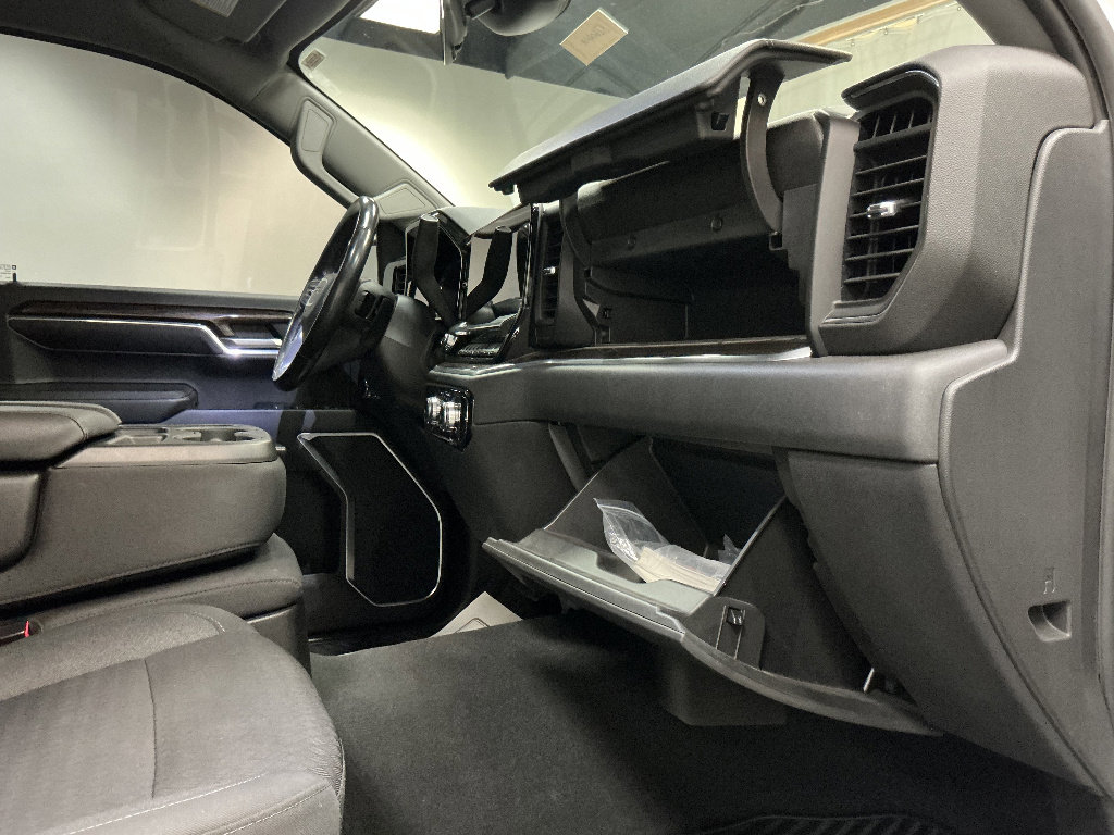 Used 2022 GMC Sierra 1500 Elevation AWD/4WD image 37