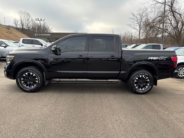 Used 2020 Nissan Titan PRO-4X image 2