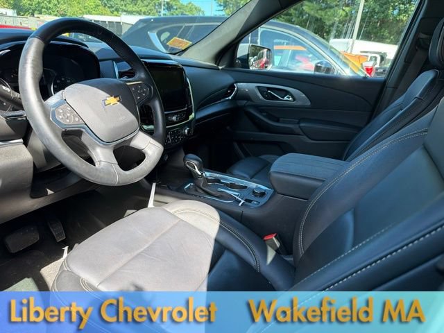 Used 2023 Chevrolet Traverse LT AWD/4WD image 3