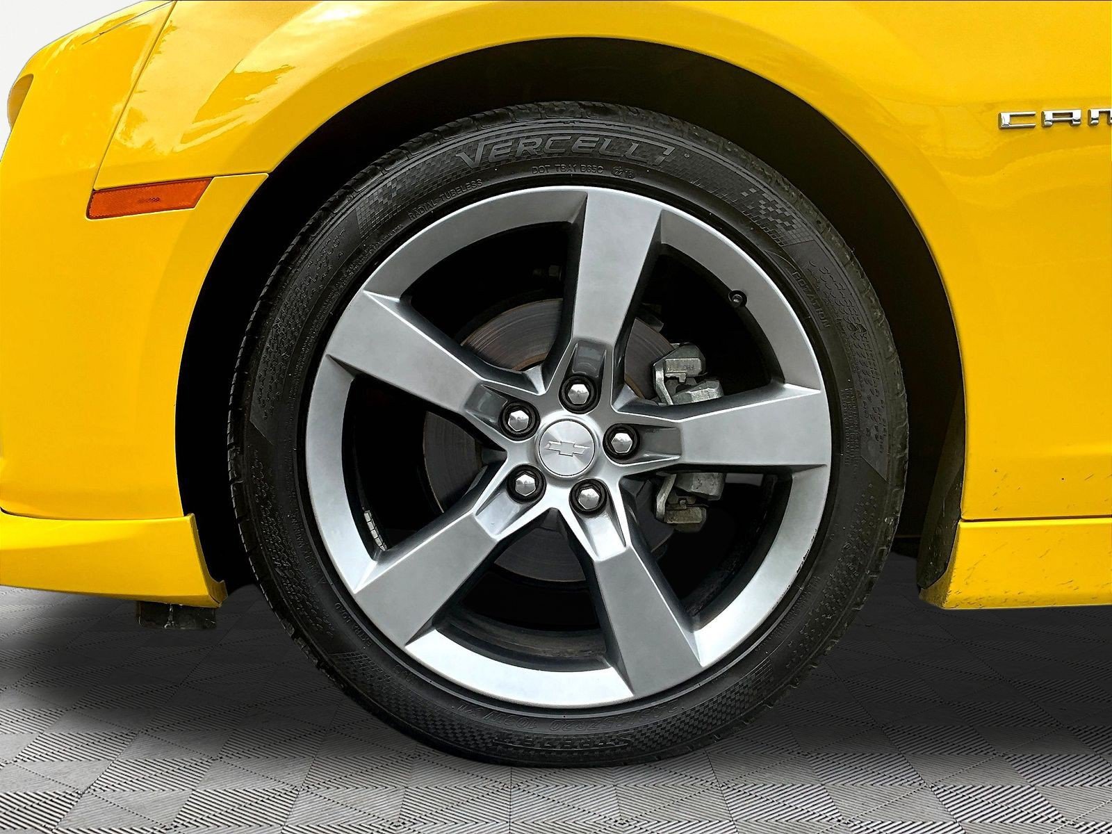 Used 2012 Chevrolet Camaro LT RWD image 32