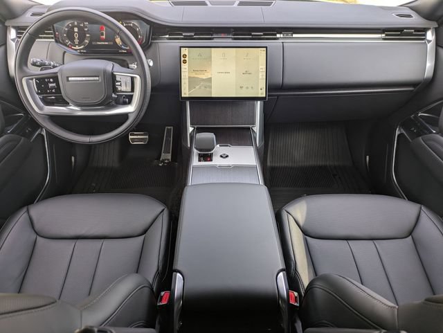 New 2026 Land Rover Range Rover Long Wheelbase SE AWD/4WD image 14