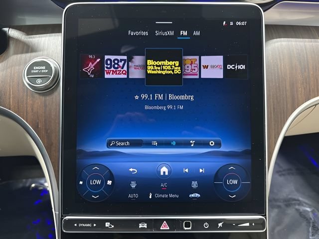 Used 2025 Mercedes-Benz C 300 4MATIC Sedan image 21