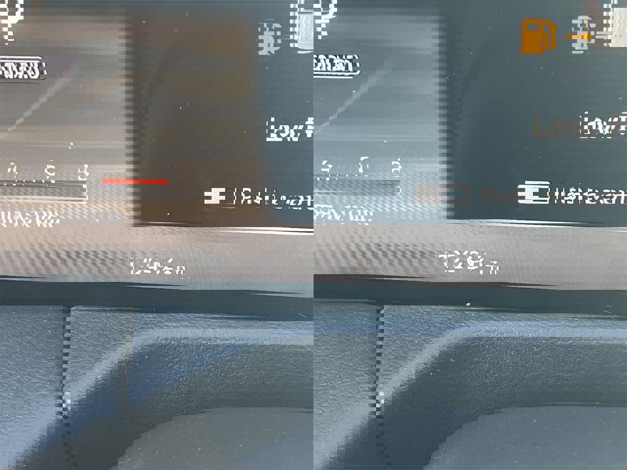 Certified 2025 Nissan Armada Platinum image 8